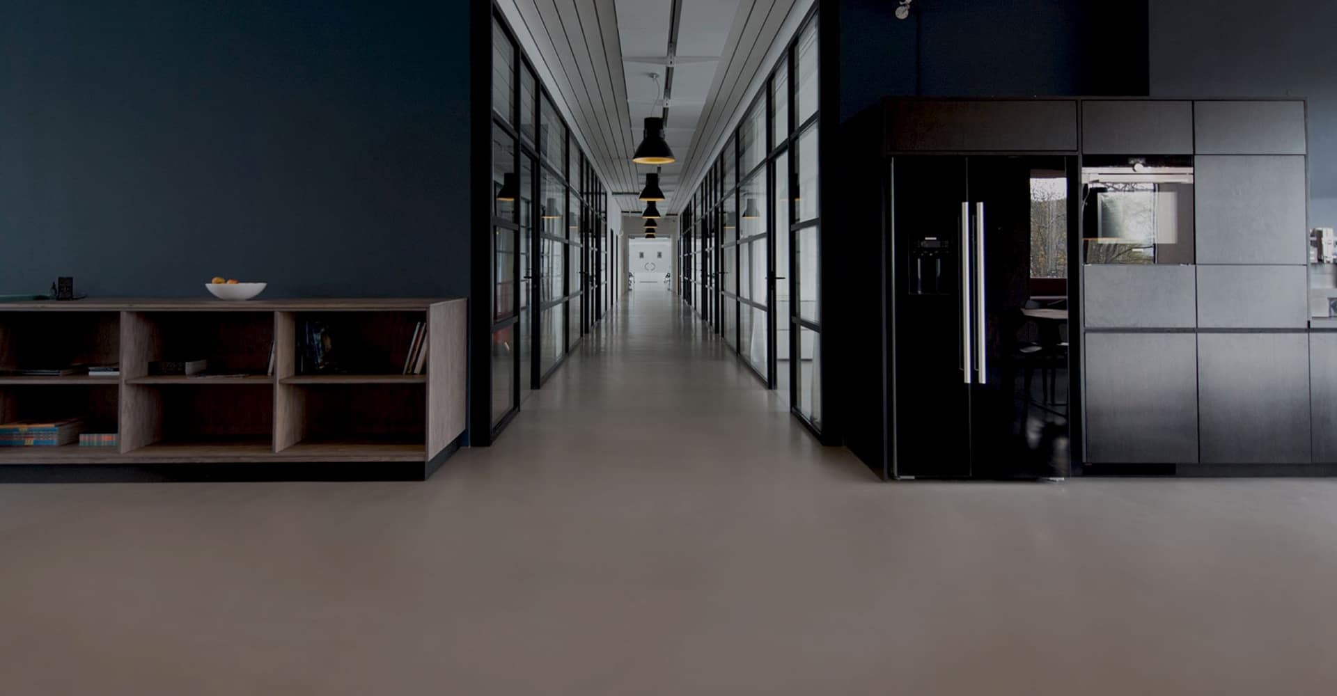 Kantoorvloer met cementgebonden gietvloer