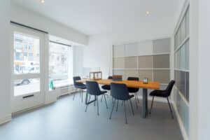 showroom-gietvloer-betoncire-amsterdam Showroom Gietvloer en Beton cire in Amsterdam