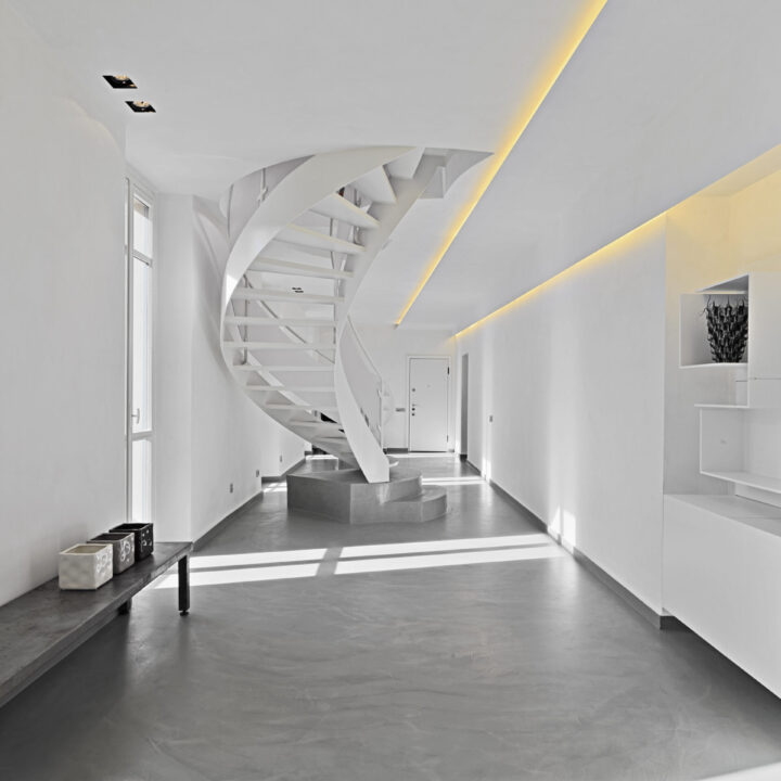 betonlook-woonkamer-antraciet-grijs-industrieel-wenteltrap betonlook-woonkamer-antraciet-grijs-industrieel-wenteltrap