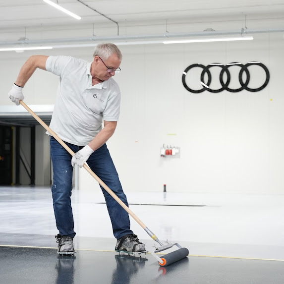 coatingvloer-garagevloer-audi-pon-dealer-industrie-coating-vloer coatingvloer-garagevloer-audi-pon-dealer-industrie-coating-vloer