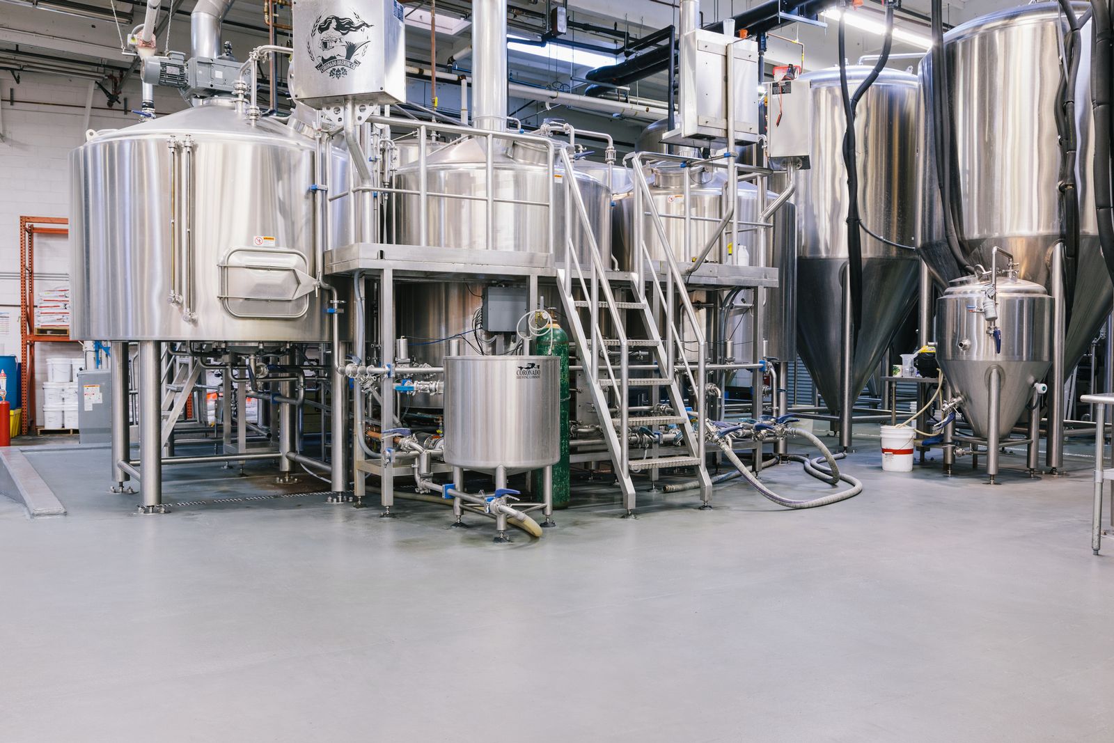 epoxyvloer-werkplaats-coating-vloer-fabrieksvloer-epoxy-mat epoxyvloer-werkplaats-coating-vloer-fabrieksvloer-epoxy-mat