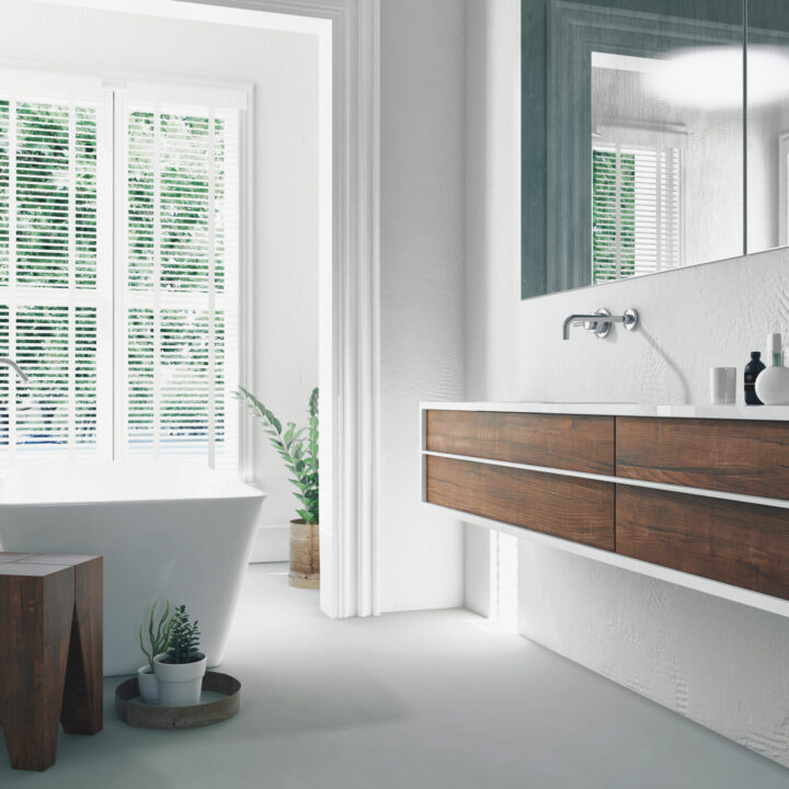 gietvloer-badkamer-grijs-hout-grote-spiegels gietvloer-badkamer-grijs-hout-grote-spiegels