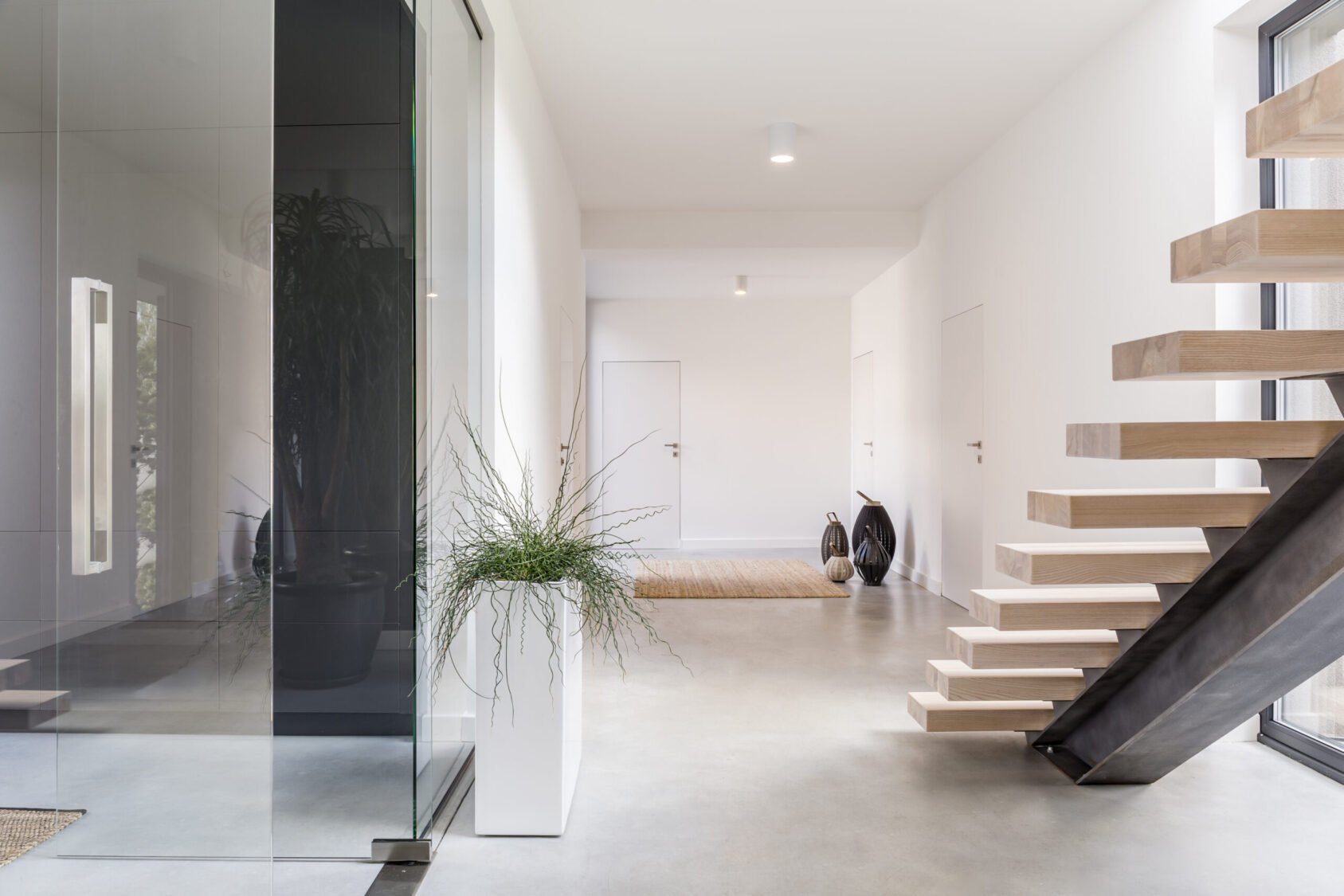 lavasteen-woonkamer-grijs-gietvloer-pu-mono lavasteen-woonkamer-grijs-gietvloer-pu-mono
