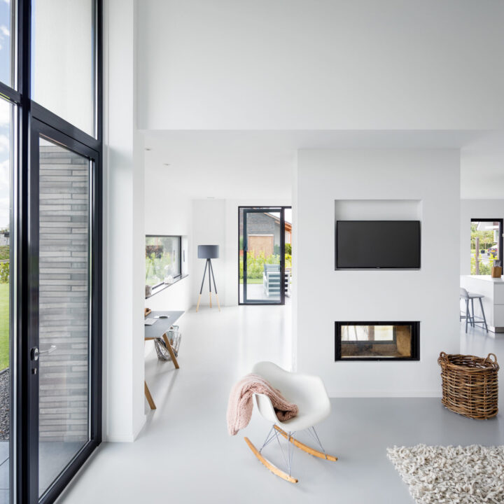 pu-gietvloer-woning-wit-strak-modern-mono pu-gietvloer-woning-wit-strak-modern-mono