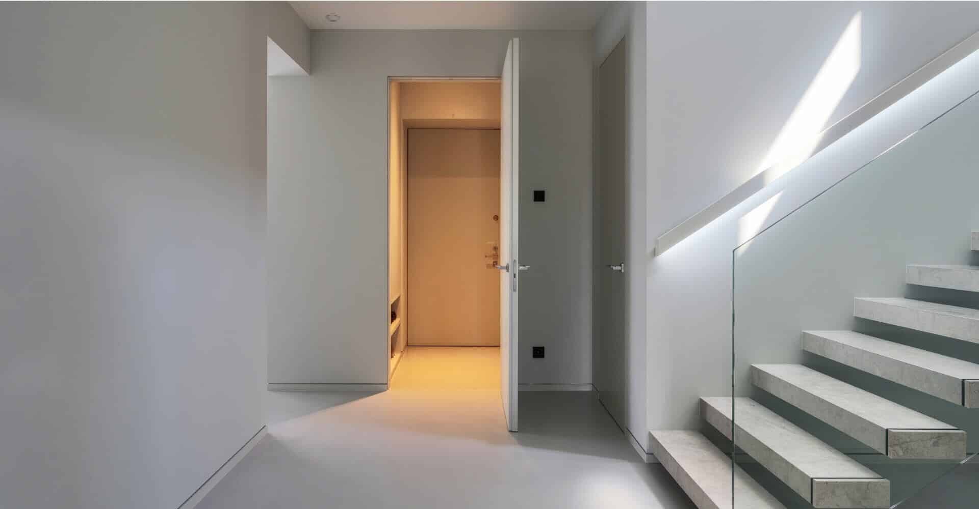 Trap gemaakt van microcement